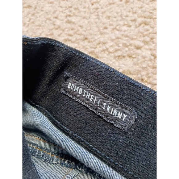 Torrid Bombshell Skinny Jeans Distressed Women's 16XT Tall - Picture 4 of 6